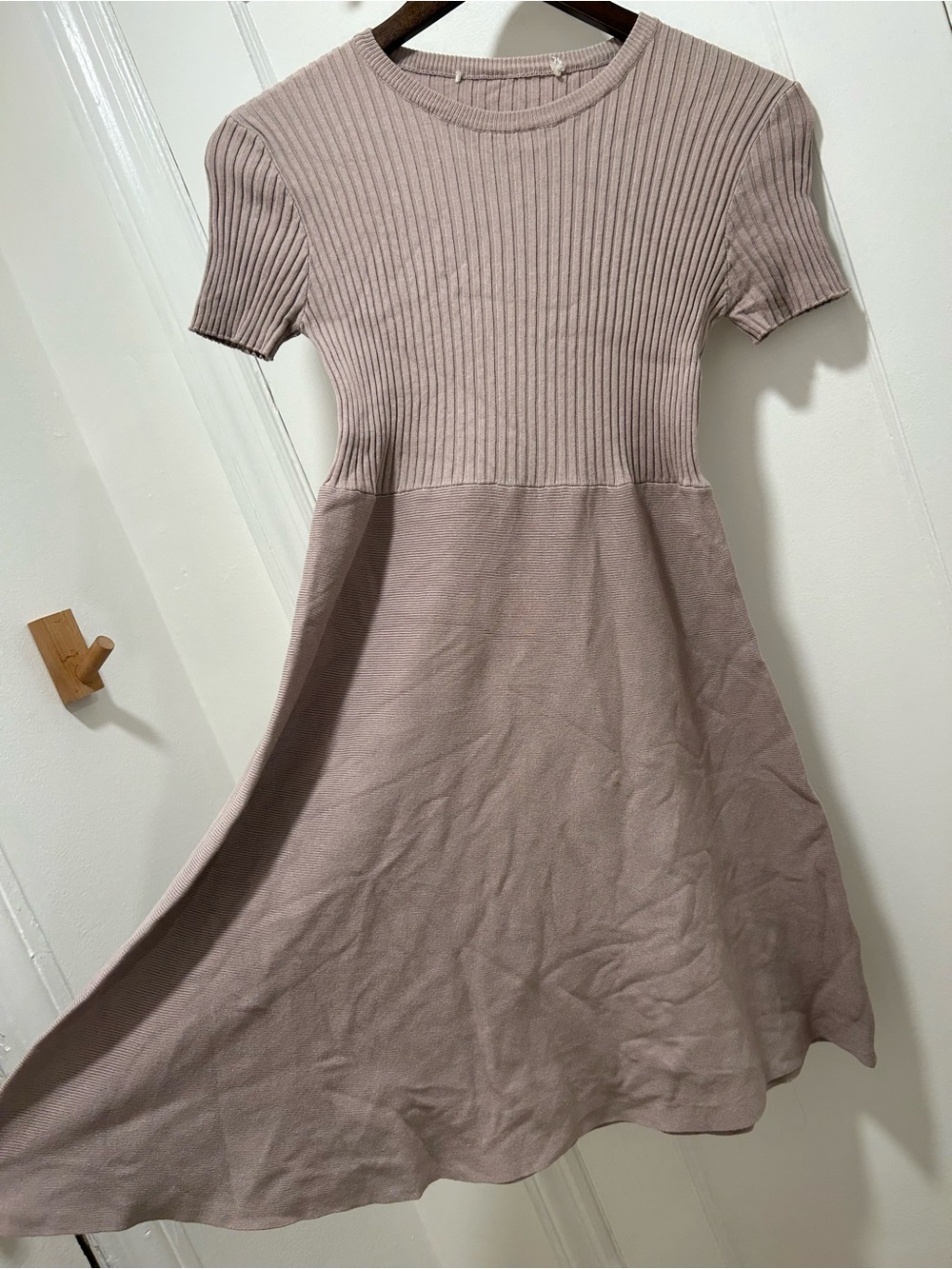 Ribbed Fit-and-Flare Knit Dress in Mauve
